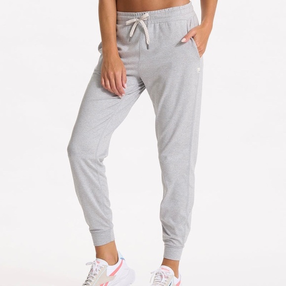 NWT Vuori Performance Joggers - Pale Grey Heather - Picture 1 of 9